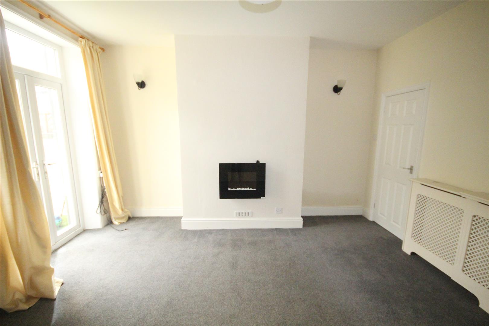 2 bedroom end terrace house Let Agreed in Earby - 2016-08-12 11.39.53-1.jpg